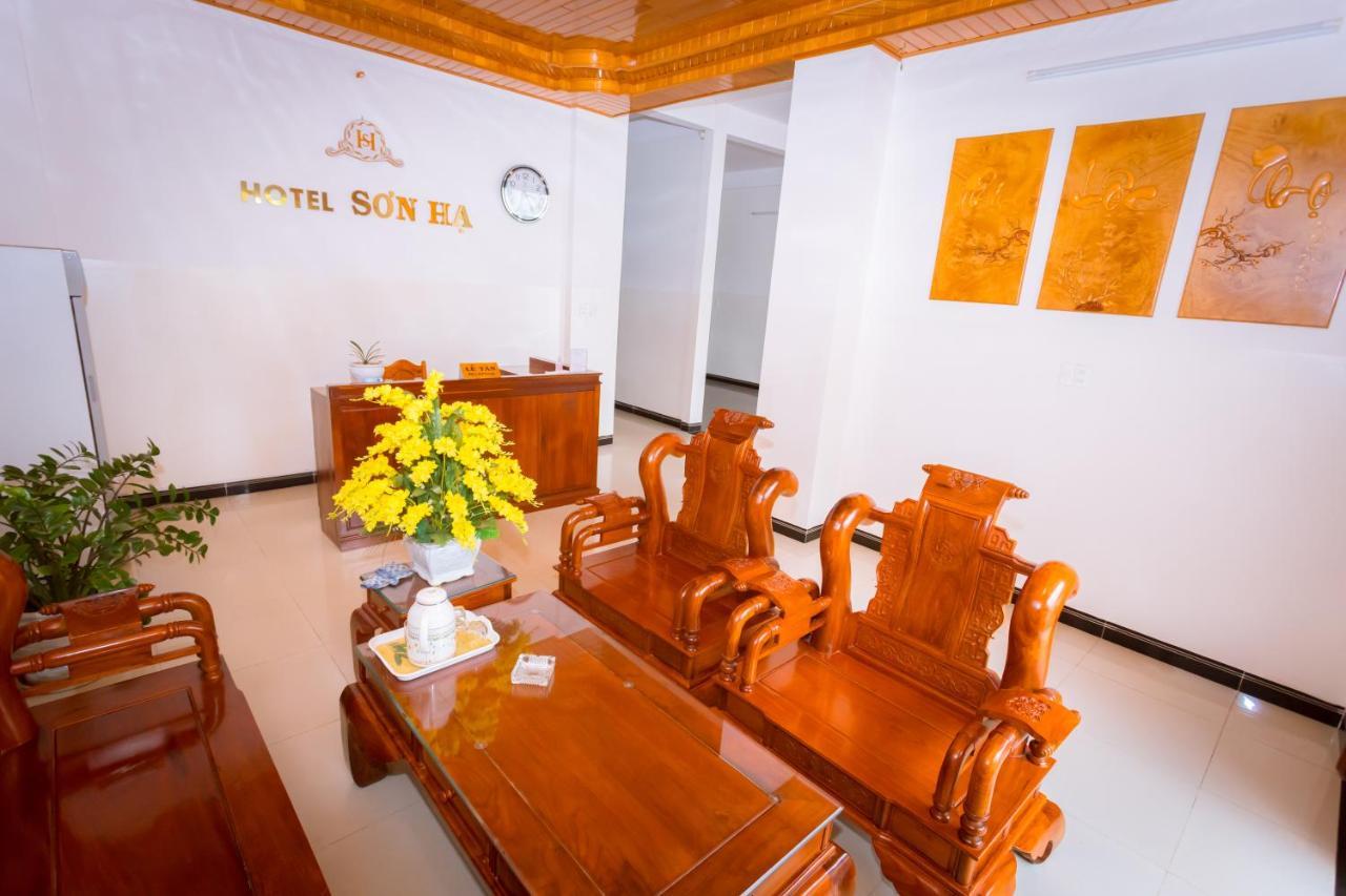 Khach San Son Ha Hotel Kon Tum Exterior photo